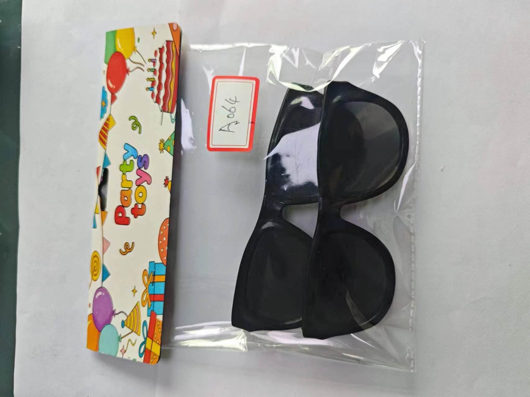 Korean-style Kids' Square Sunglasses | Large Frame Slimming & Anti-Glare | Primary School Students' Outing & Party Sunglasses