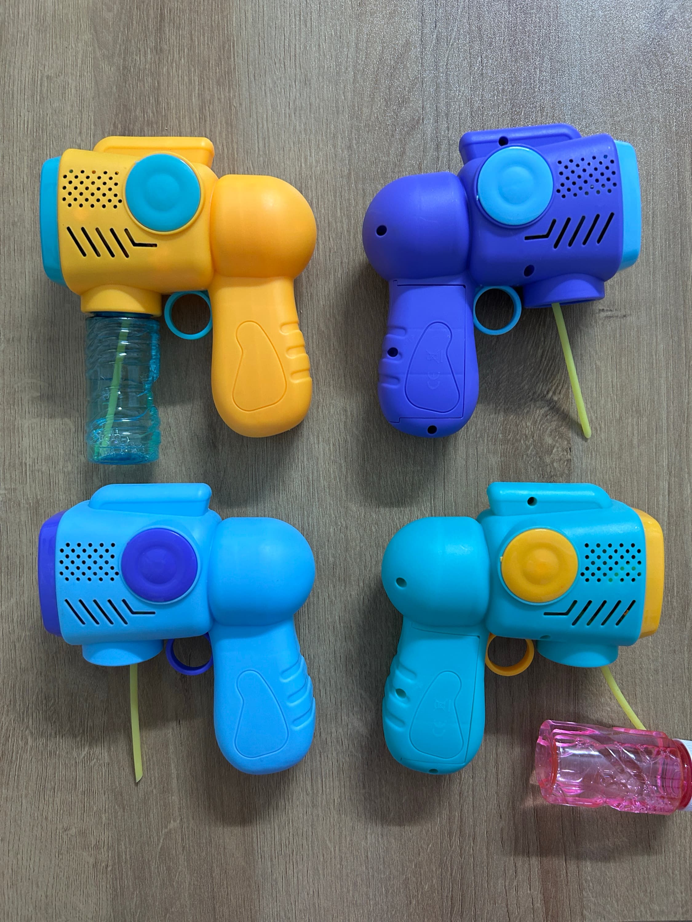 Smart Hands Electric Self-Suction Bubble Machine (Multi-Color Assorted)