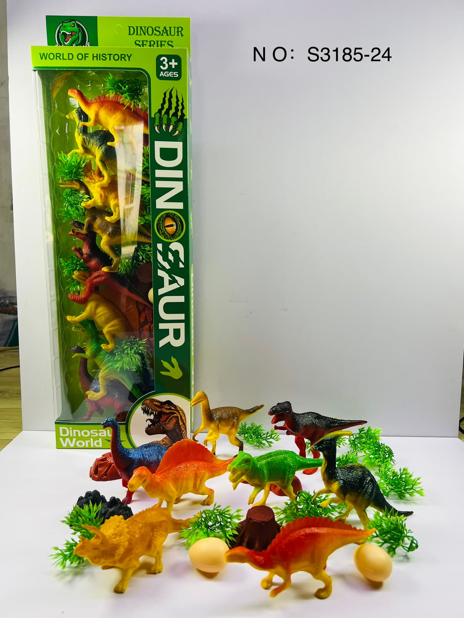 Dinosaur Set (8 Hollow PP Dinosaurs 14-15cm Long with Grass, Rocks, Tree Stumps, and Dinosaur Eggs)
