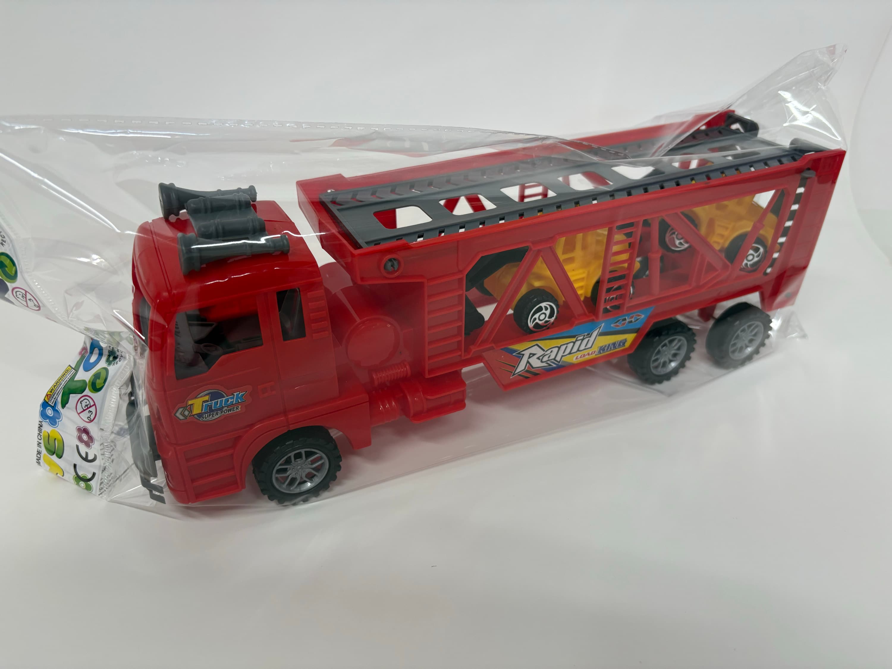 Solid Color Single-Layer Inertia Towing Truck with 2 Gliding Construction Vehicles